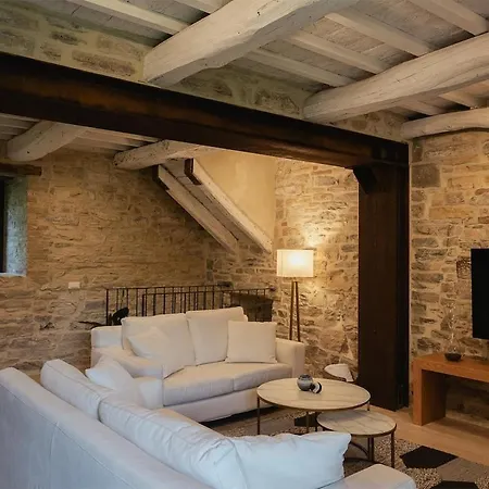 Luxury Arcelle * Preggio