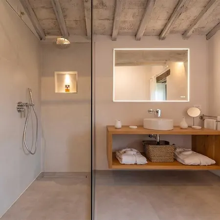 Luxury Arcelle Villa Preggio